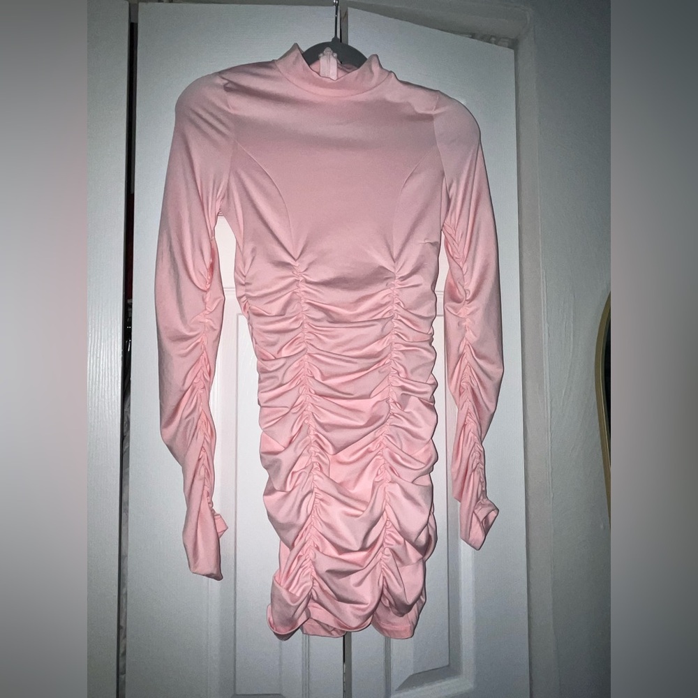 Elegant Pink Ruched Long Sleeve Dress